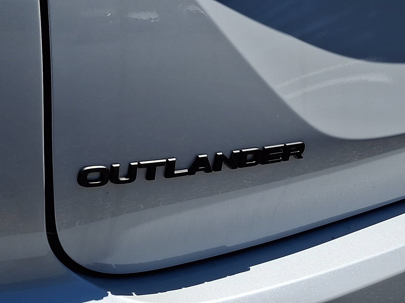 New 2026 Mitsubishi Outlander LE AWD/4WD image 22