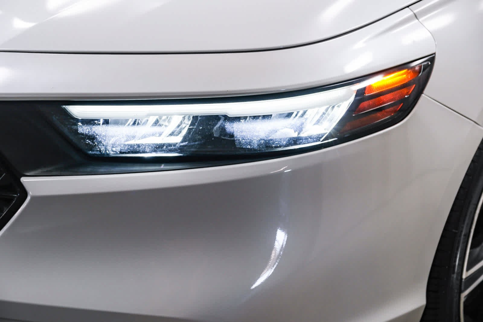 Used 2023 Honda Accord Sport image 11