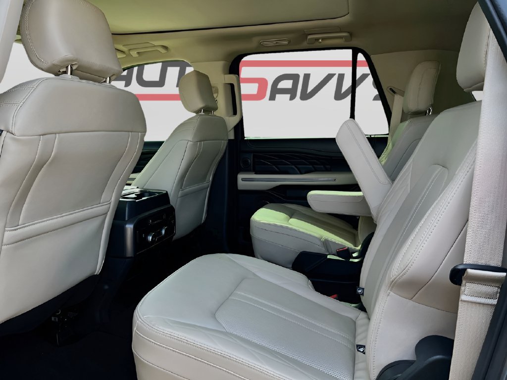 Used 2024 Ford Expedition Max Platinum AWD/4WD image 26