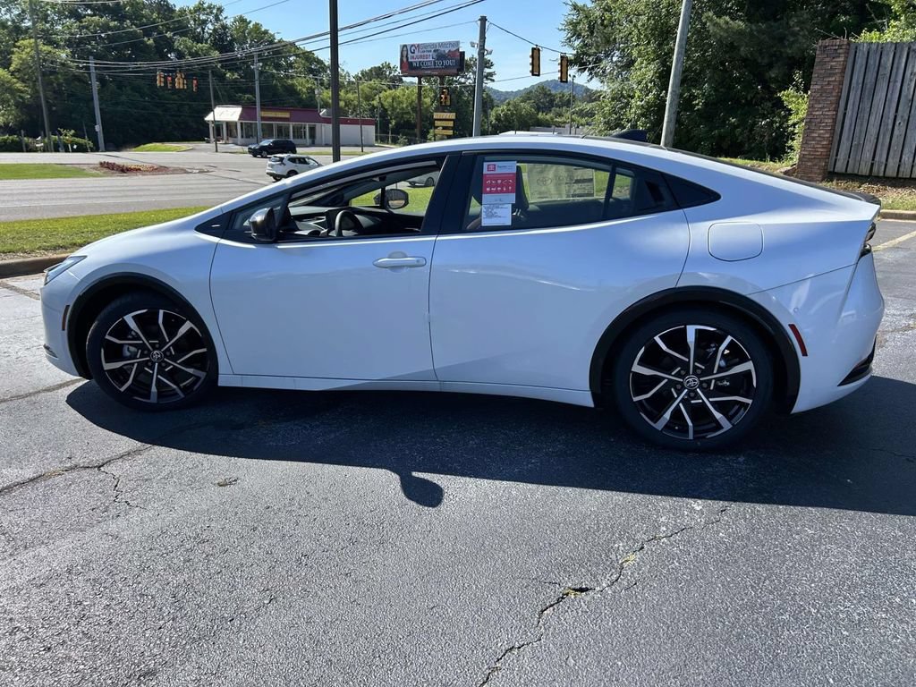 New 2026 Toyota Prius Plug-In Hybrid w/ Limited Premium Package FWD image 6