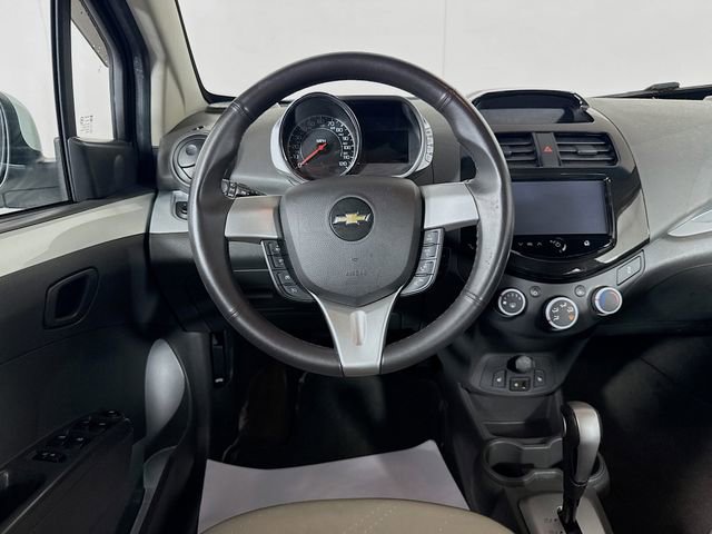 Used 2014 Chevrolet Spark LT image 22