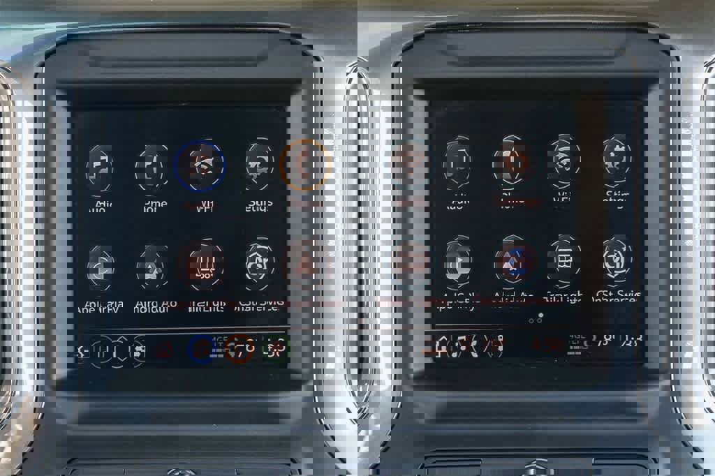 Used 2025 Chevrolet Silverado 1500 Custom Trail Boss w/ Dark Appearance Package image 15