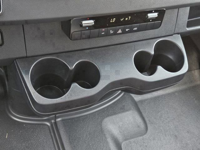 Used 2023 Mercedes-Benz Sprinter 3500 image 27