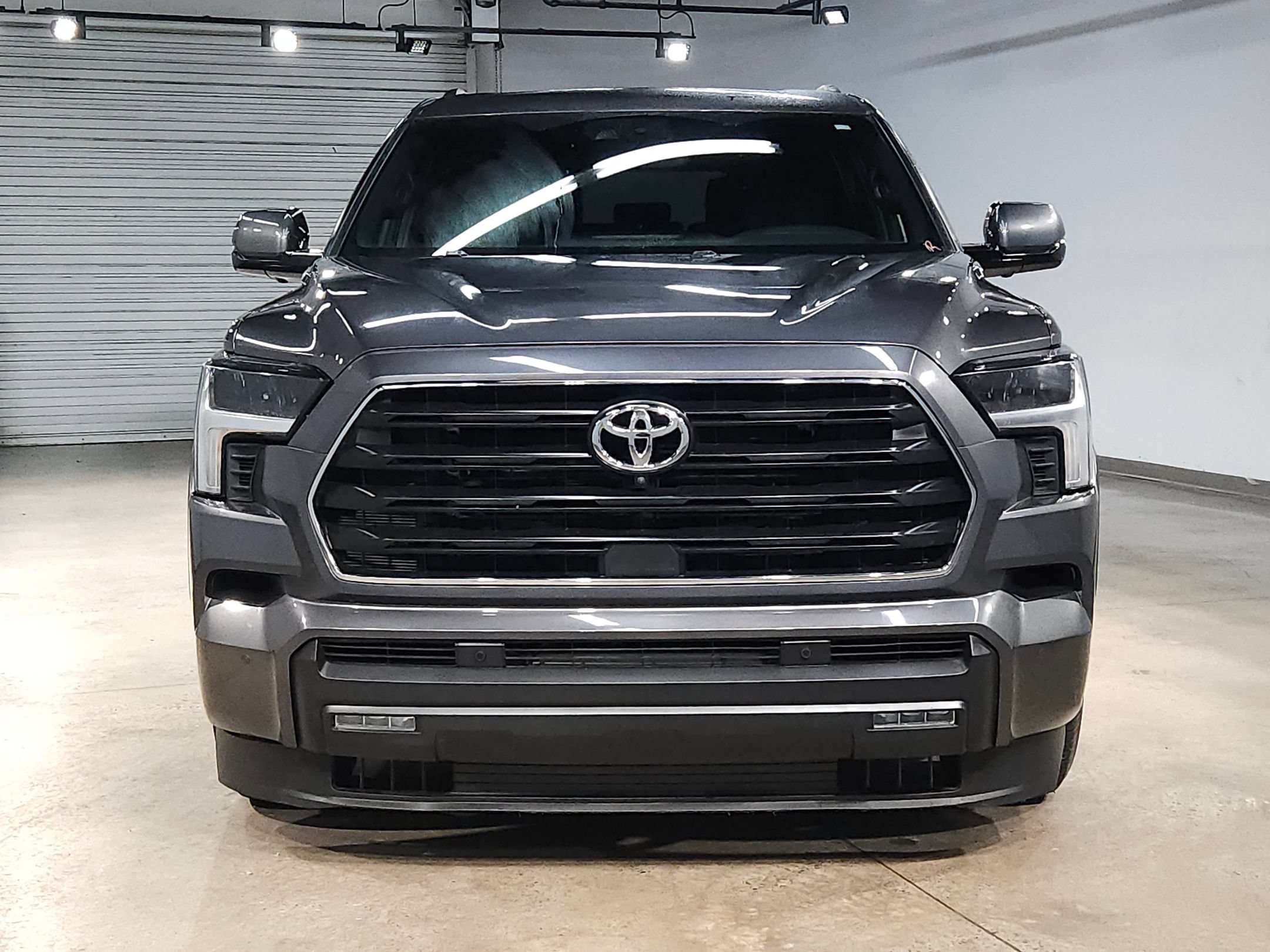 Certified 2025 Toyota Sequoia SR5 AWD/4WD image 2