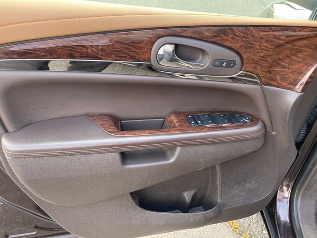Used 2017 Buick Enclave Leather AWD/4WD image 17