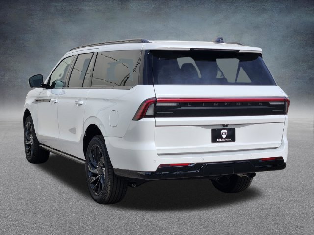 New 2027 Lincoln Navigator L Reserve w/ Jet Appearance Package AWD/4WD image 5