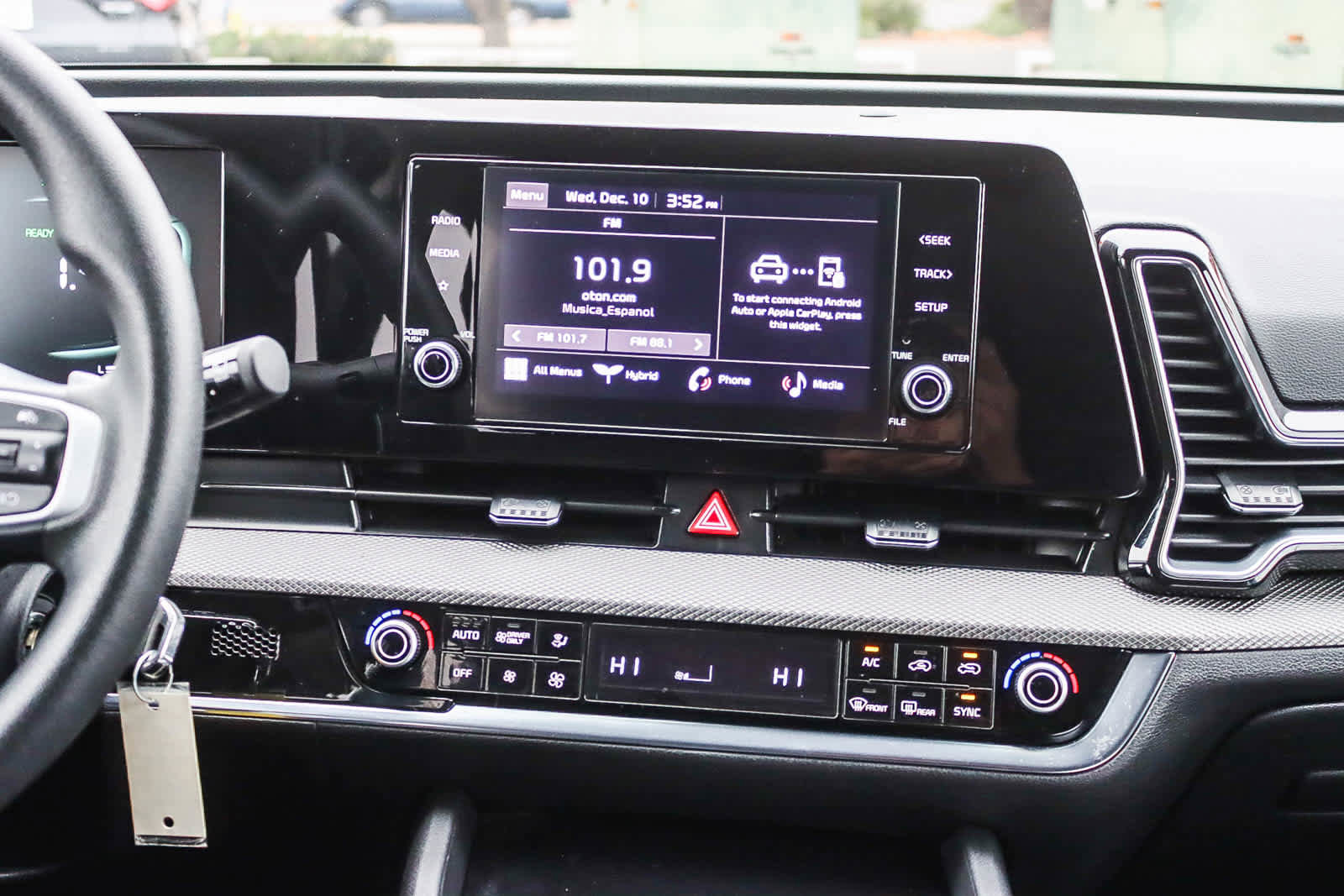 Used 2023 Kia Sportage LX image 12