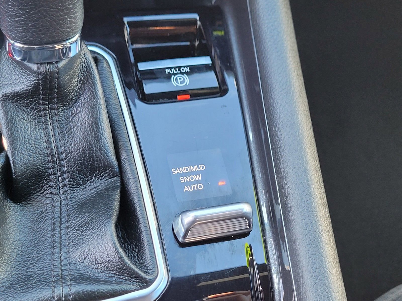 Used 2023 Jeep Compass Sport image 20