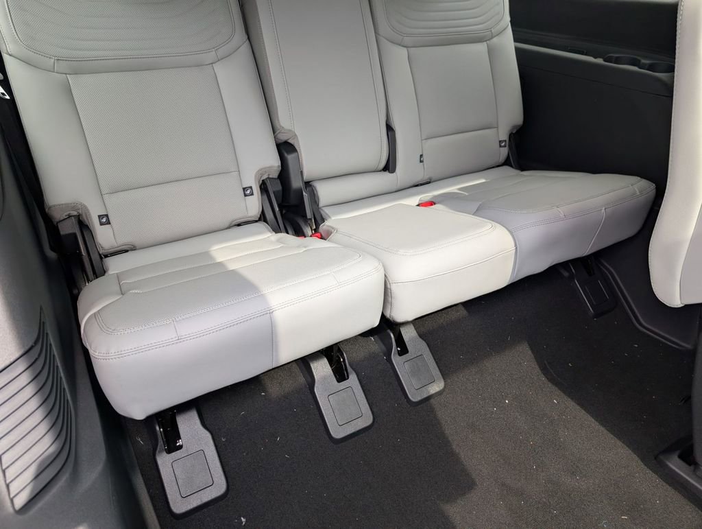 New 2026 Ford Expedition Max Platinum image 53