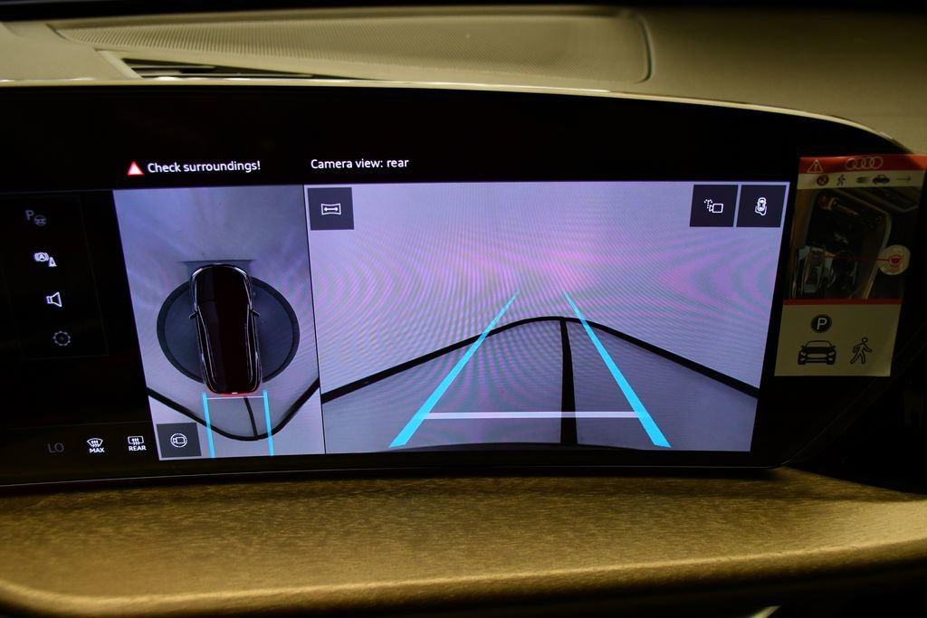 Used 2025 Audi Q5 Premium w/ Convenience Package image 25