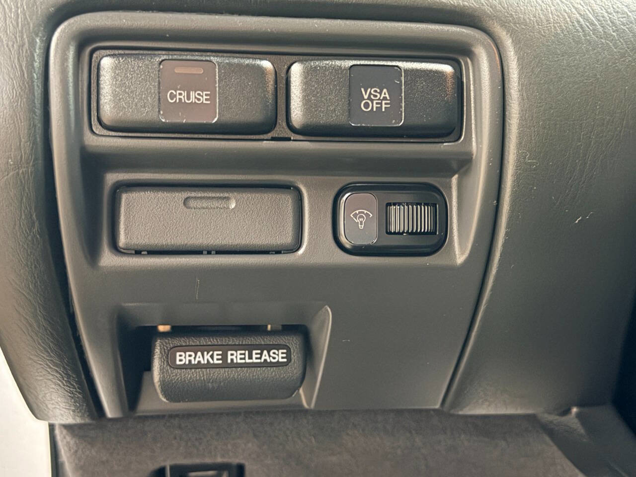 Used 2002 Acura RL image 38