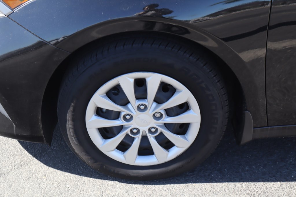 Used 2024 Kia Forte LX FWD image 17