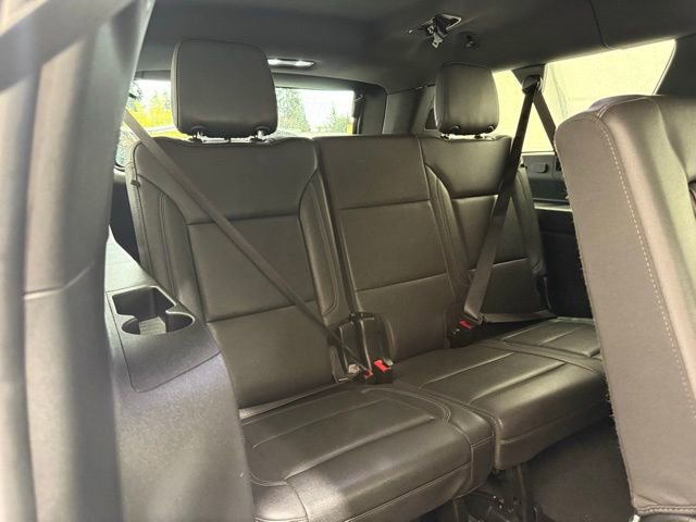Used 2025 Chevrolet Suburban Z71 AWD/4WD image 31