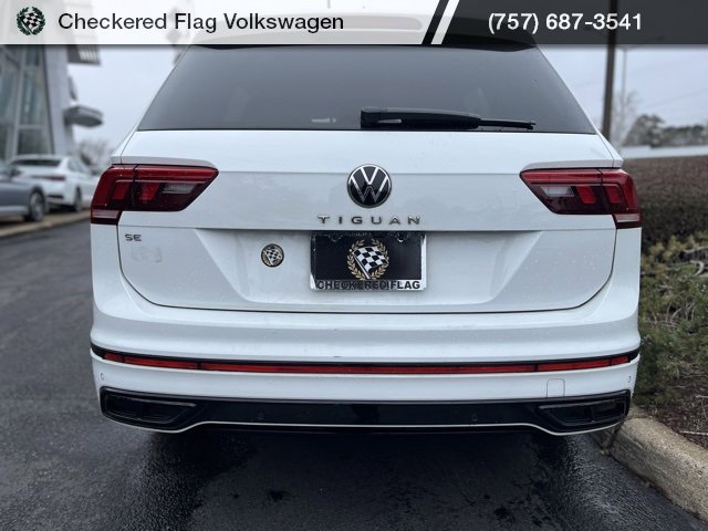 Used 2022 Volkswagen Tiguan SE R-Line image 10