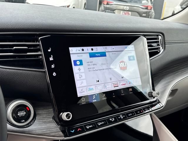 Used 2024 Jeep Wagoneer L Series II w/ Flexible Seating Group image 20