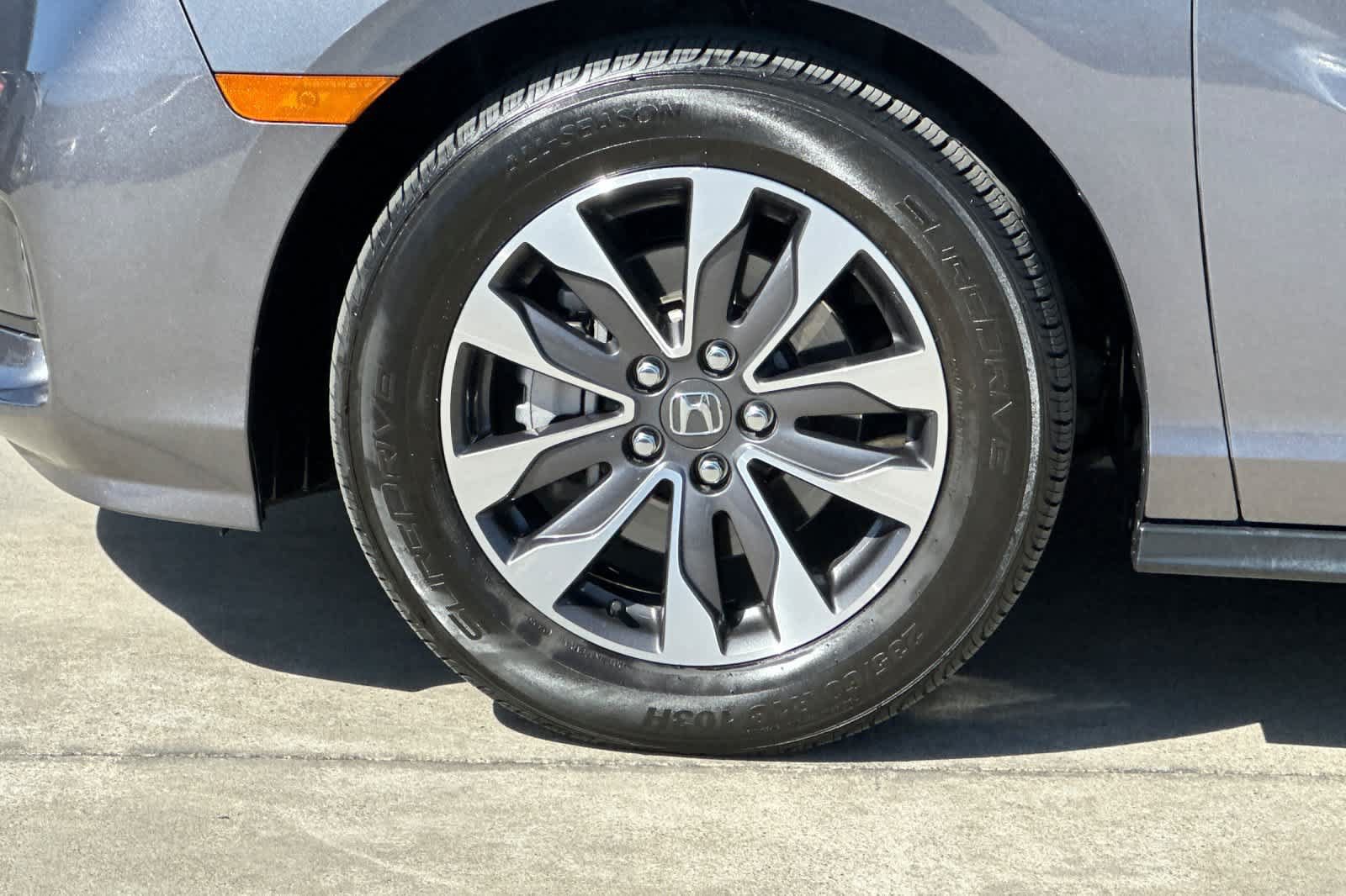 Used 2024 Honda Odyssey EX-L image 37