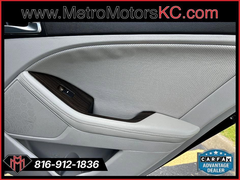 Used 2015 Kia Optima EX image 29