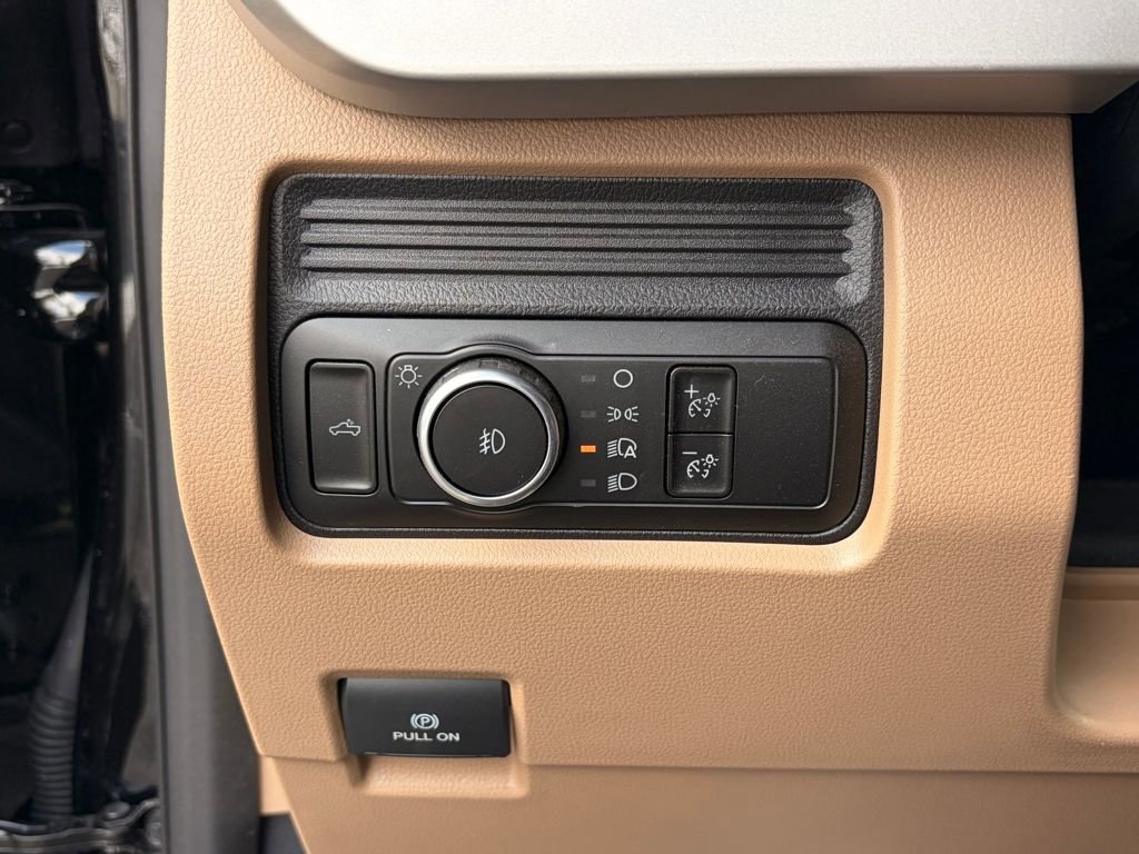 Used 2026 Ford F350 XLT AWD/4WD image 26