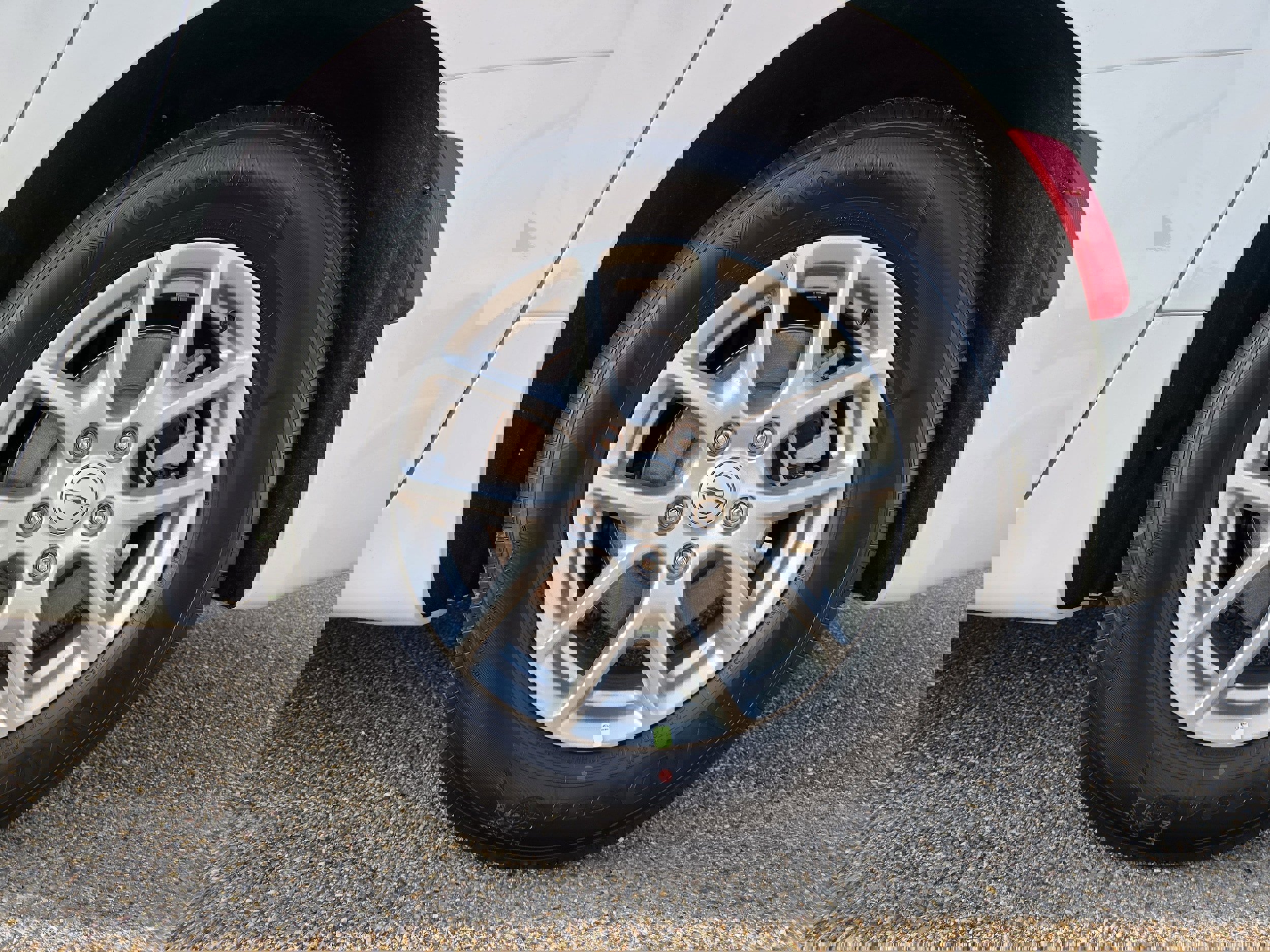 New 2026 Chrysler Voyager LX image 9