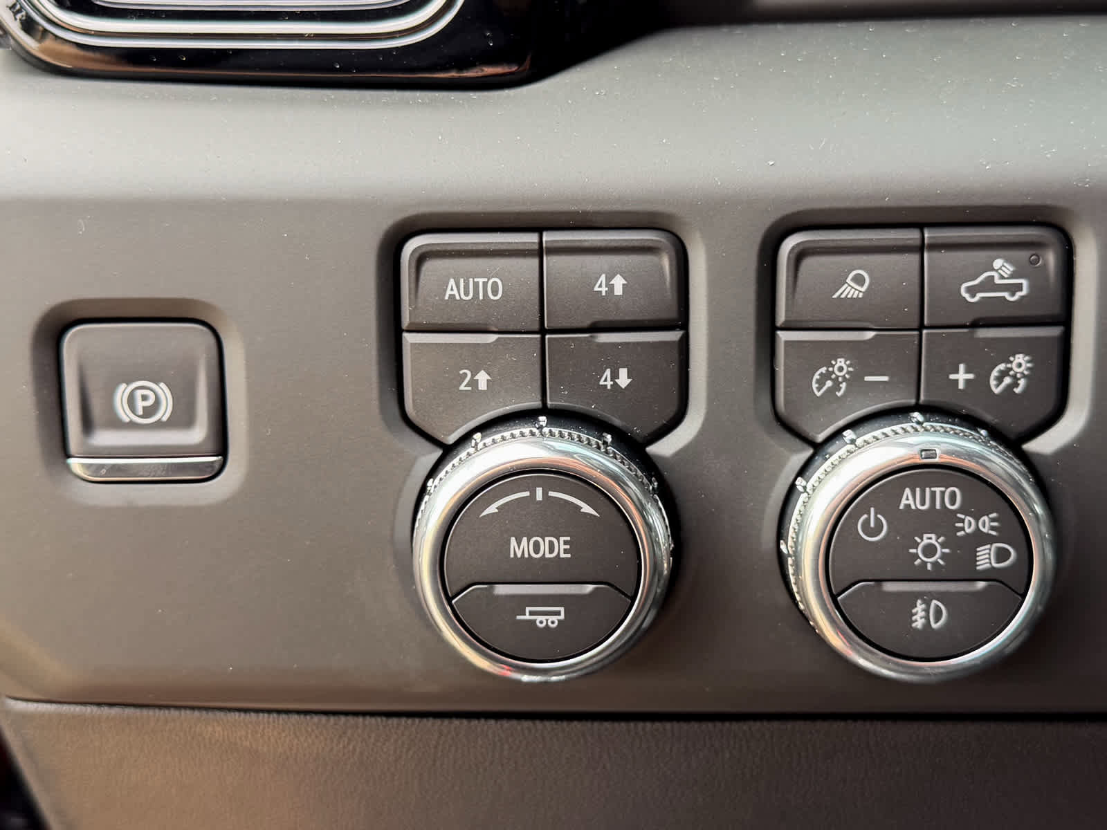 New 2026 GMC Sierra 1500 AT4 w/ AT4 Premium Package image 16