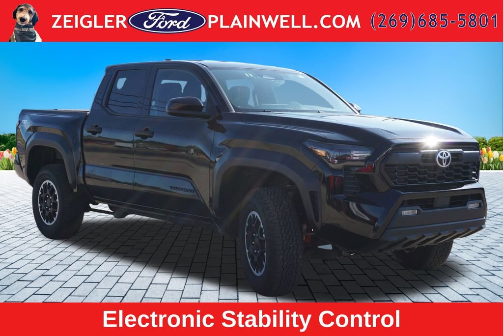 Used 2025 Toyota Tacoma TRD Off-Road AWD/4WD image 7