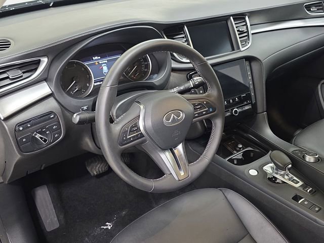Used 2021 INFINITI QX50 Luxe image 16