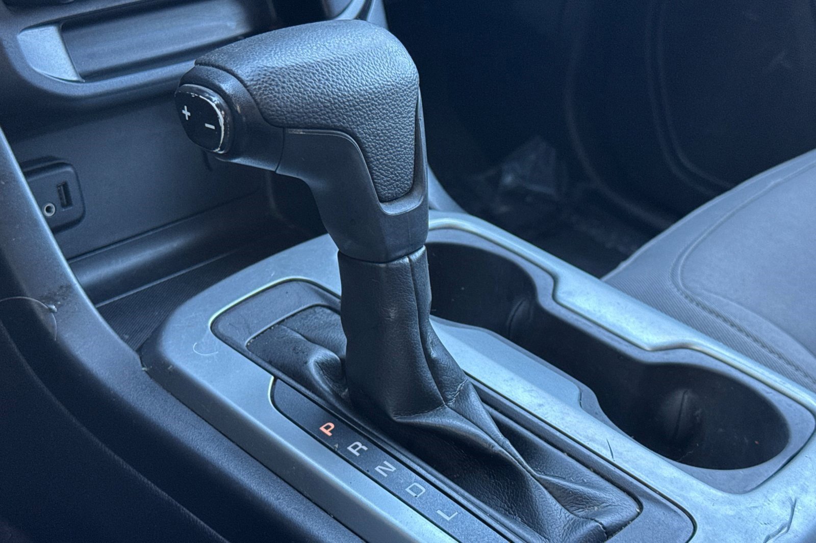 Used 2020 Chevrolet Colorado LT w/ Safety Package image 17