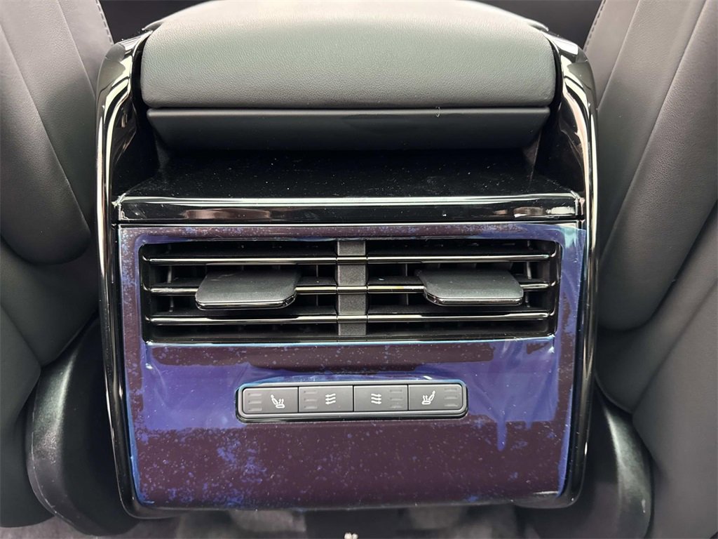 New 2026 Land Rover Range Rover Sport SE image 17