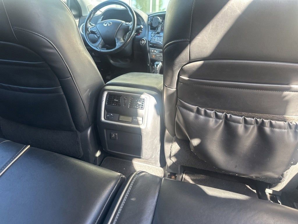 Used 2018 INFINITI QX60 Base w/ Premium Package image 8