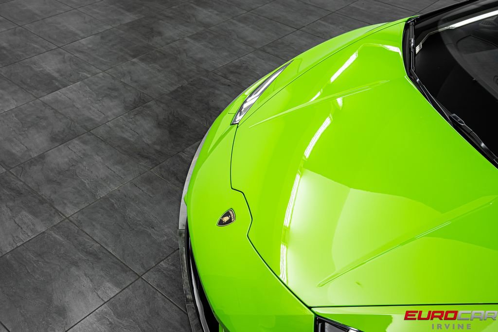 Used 2017 Lamborghini Huracan LP 610-4 image 11