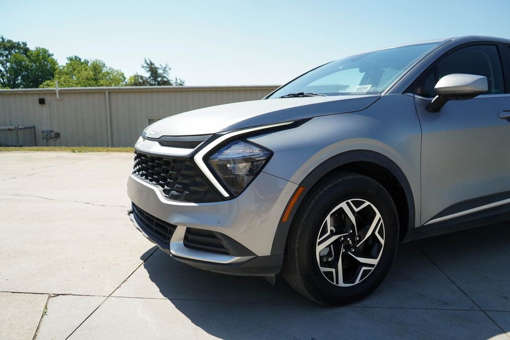 Used 2023 Kia Sportage LX FWD image 16