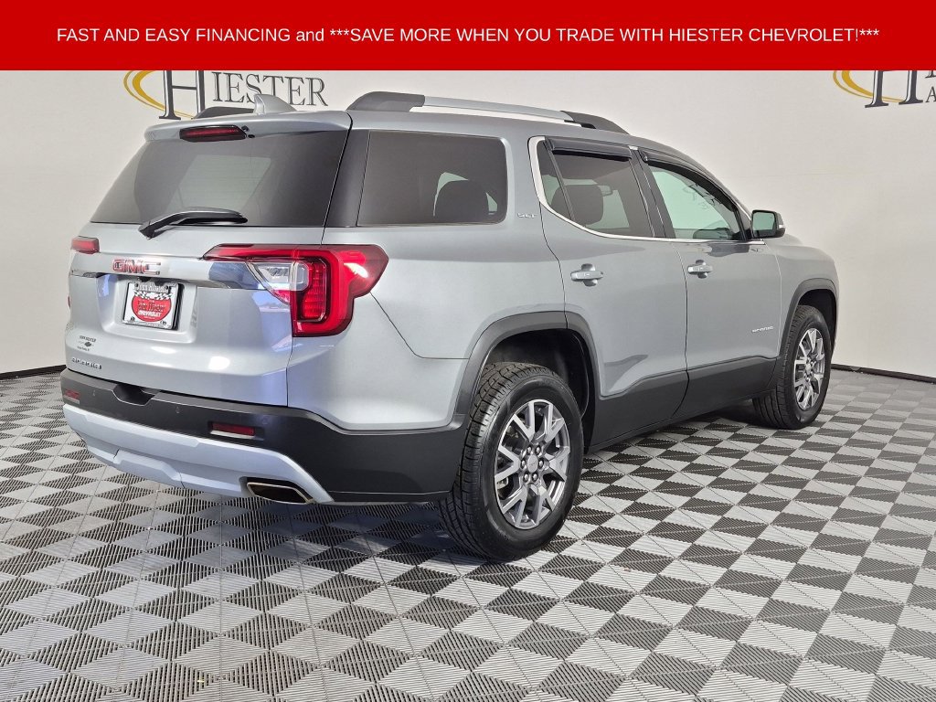 Certified 2023 GMC Acadia SLT FWD image 4