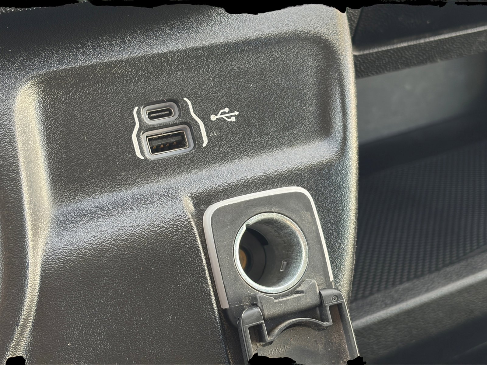 Used 2023 RAM ProMaster 2500 FWD image 19