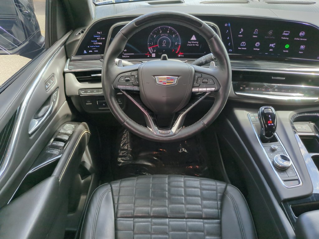 Used 2024 Cadillac Escalade ESV V AWD/4WD image 18