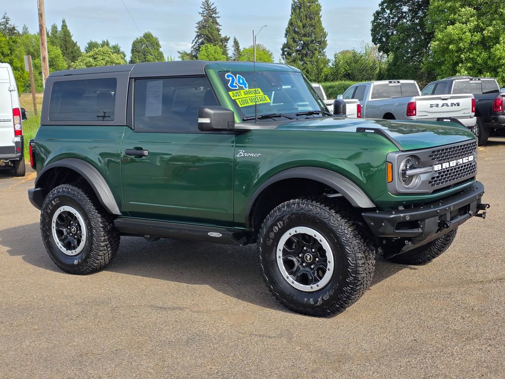 Used 2024 Ford Bronco Badlands AWD/4WD image 3