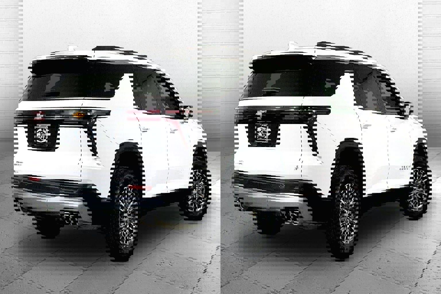 Used 2024 Chevrolet Traverse LT image 13