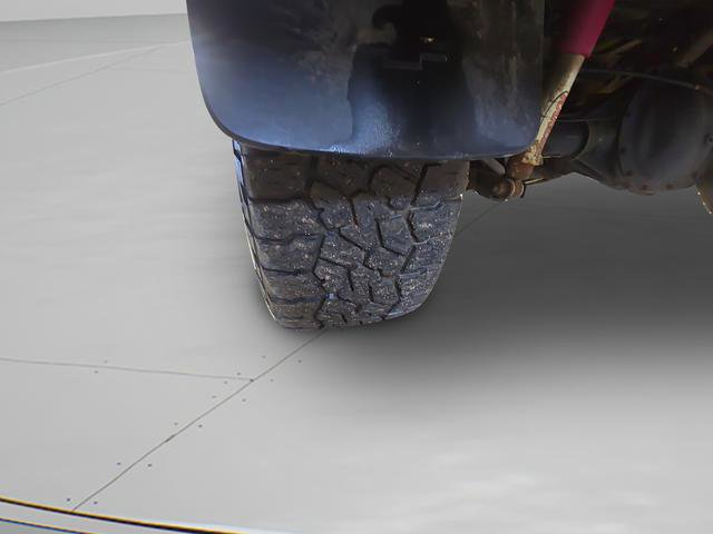 Used 2018 Chevrolet Silverado 1500 LT w/ All Star Edition image 16