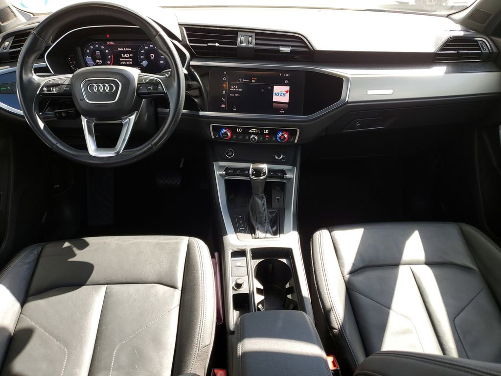 Used 2021 Audi Q3 2.0T Premium Plus w/ Premium Plus Package image 15