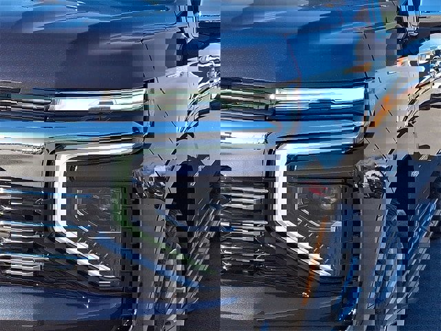 New 2026 Chevrolet Suburban Premier w/ Sun And Tow Package image 7