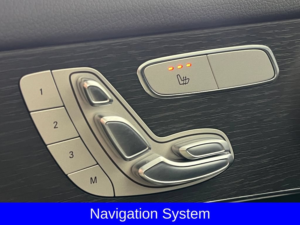 Used 2022 Mercedes-Benz GLC 300 4MATIC image 9