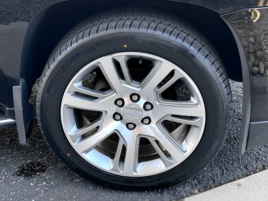 Used 2018 Cadillac Escalade ESV Premium Luxury AWD/4WD image 12