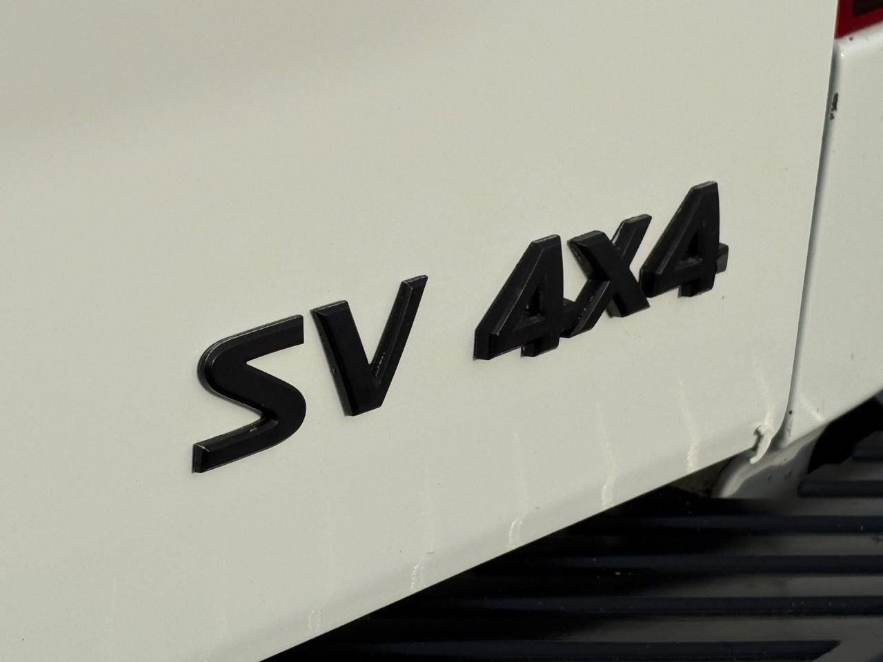 Used 2014 Nissan Titan SV w/ SV Value Truck Package image 9