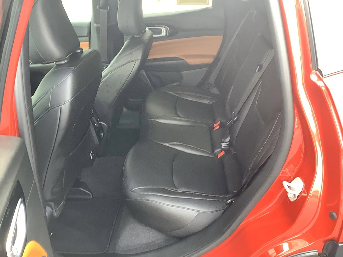 Used 2024 Jeep Compass Limited AWD/4WD image 9