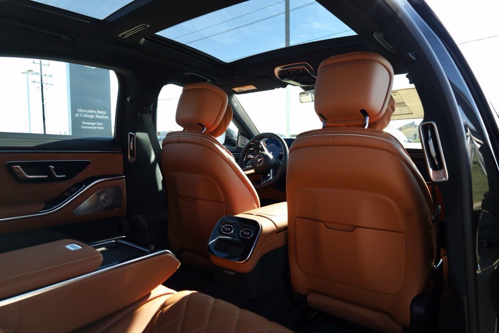 New 2027 Mercedes-Benz S 580 4MATIC Sedan image 25