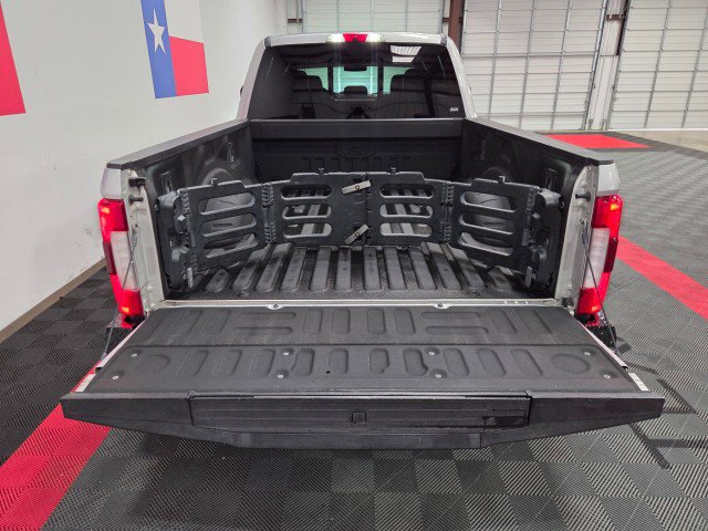 Used 2017 Ford F250 Platinum w/ Platinum Ultimate Package AWD/4WD image 32