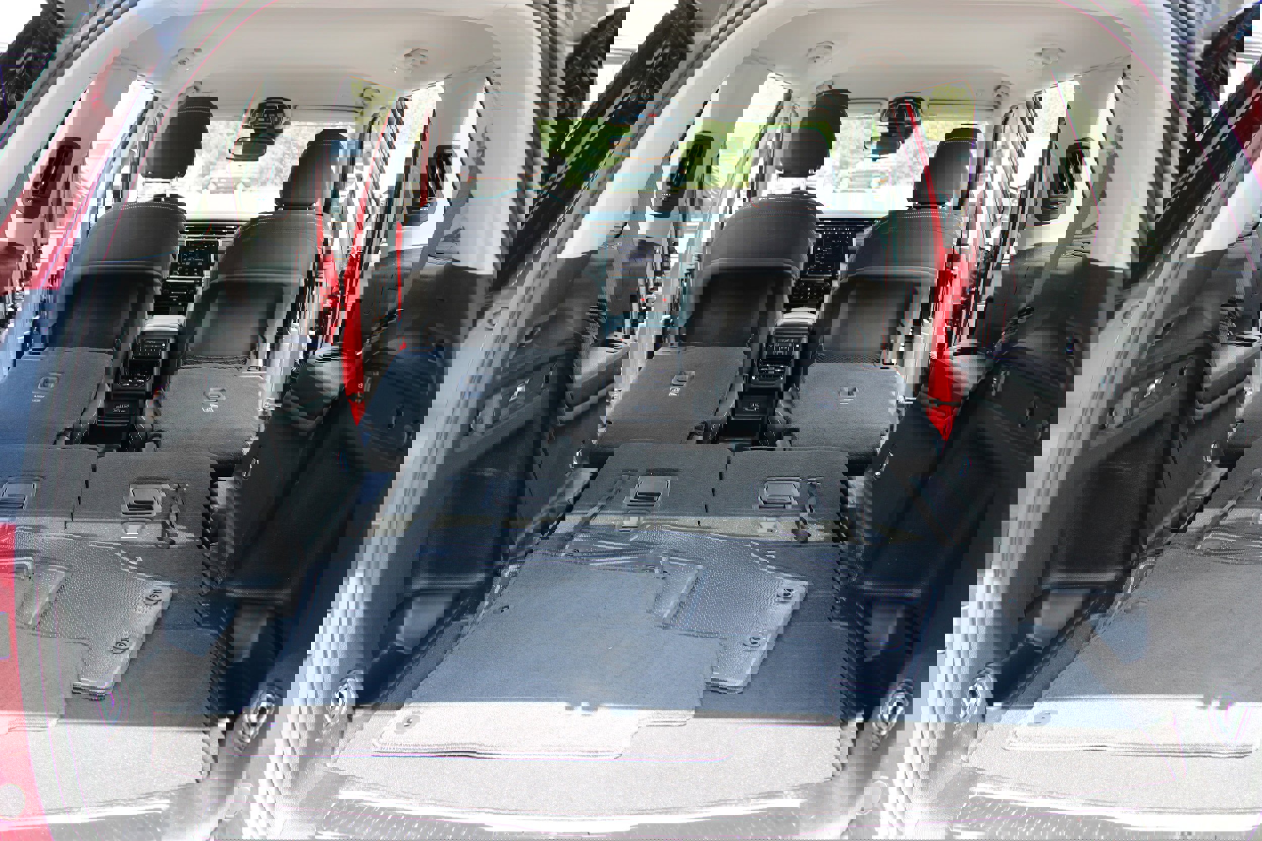 Used 2024 Jeep Grand Cherokee L Laredo image 16