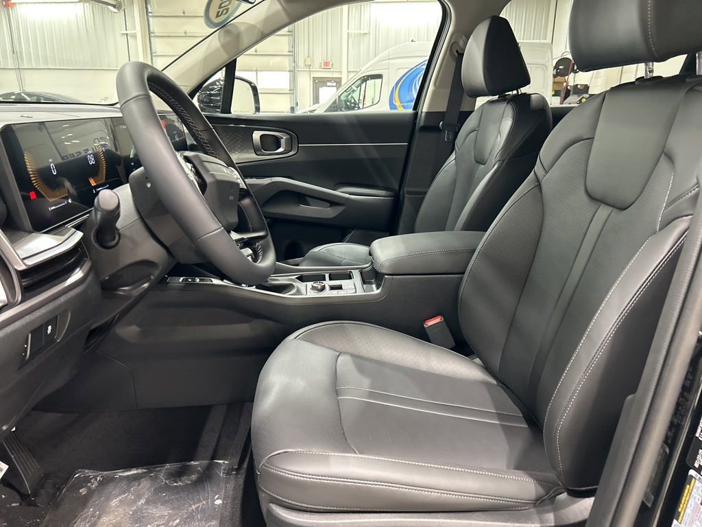 New 2026 Kia Sorento S image 9