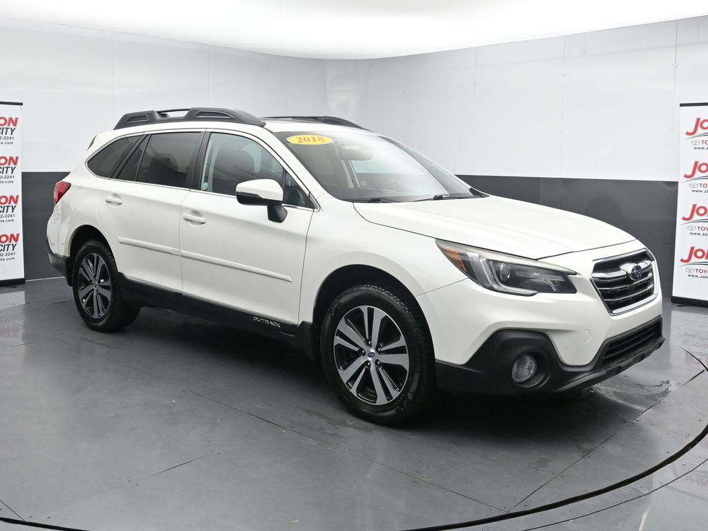 Used 2018 Subaru Outback 3.6R Limited image 2