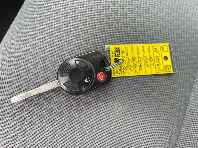 Used 2017 Ford Escape SE AWD/4WD image 22