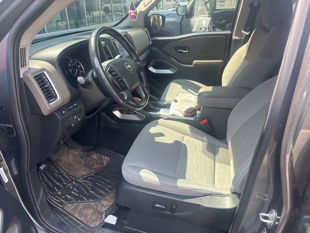 Certified 2024 Nissan Frontier SV w/ SV Convenience Package RWD image 8